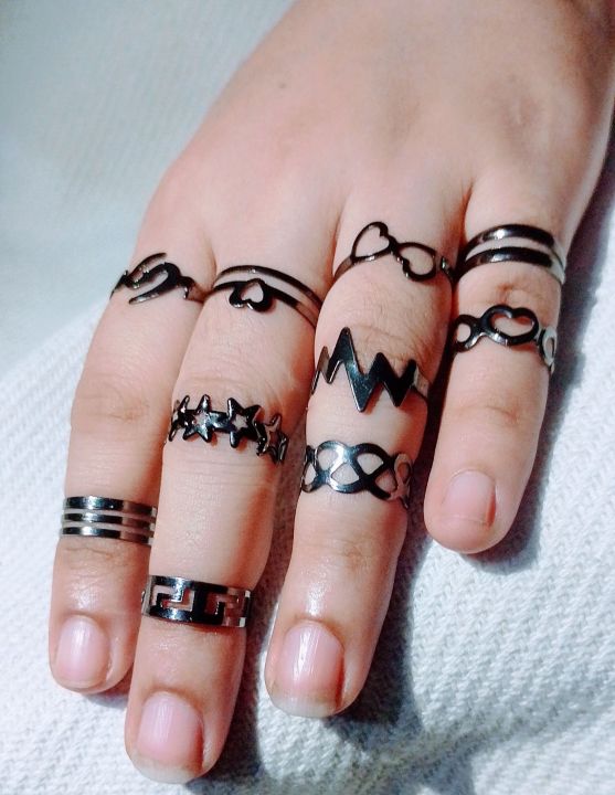 10 Rings - Women Unique Stainless Finger Rings - Adjustable Black Rings