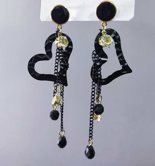 Black Star Earrings Unique black heart-shaped Designed